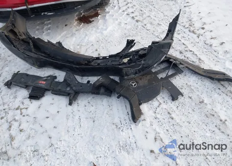 2016 Mercedes-Benz E 400 4Matic z USA, uszkodzony, nr VIN WDDKJ6HBXGF333768